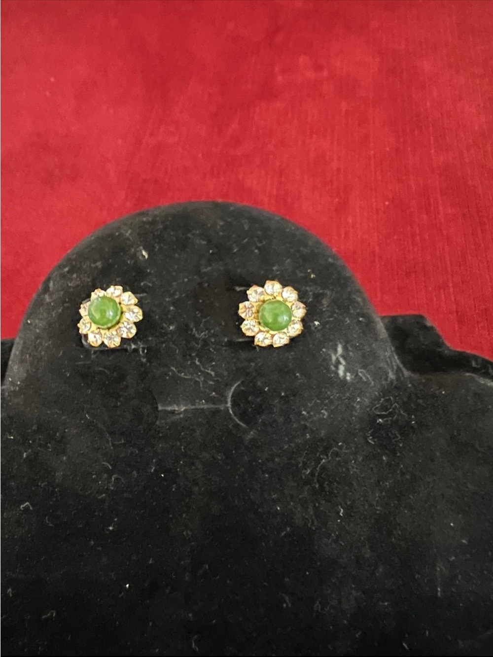 New Charming  Green Emerald Gemstone Stud Earrings